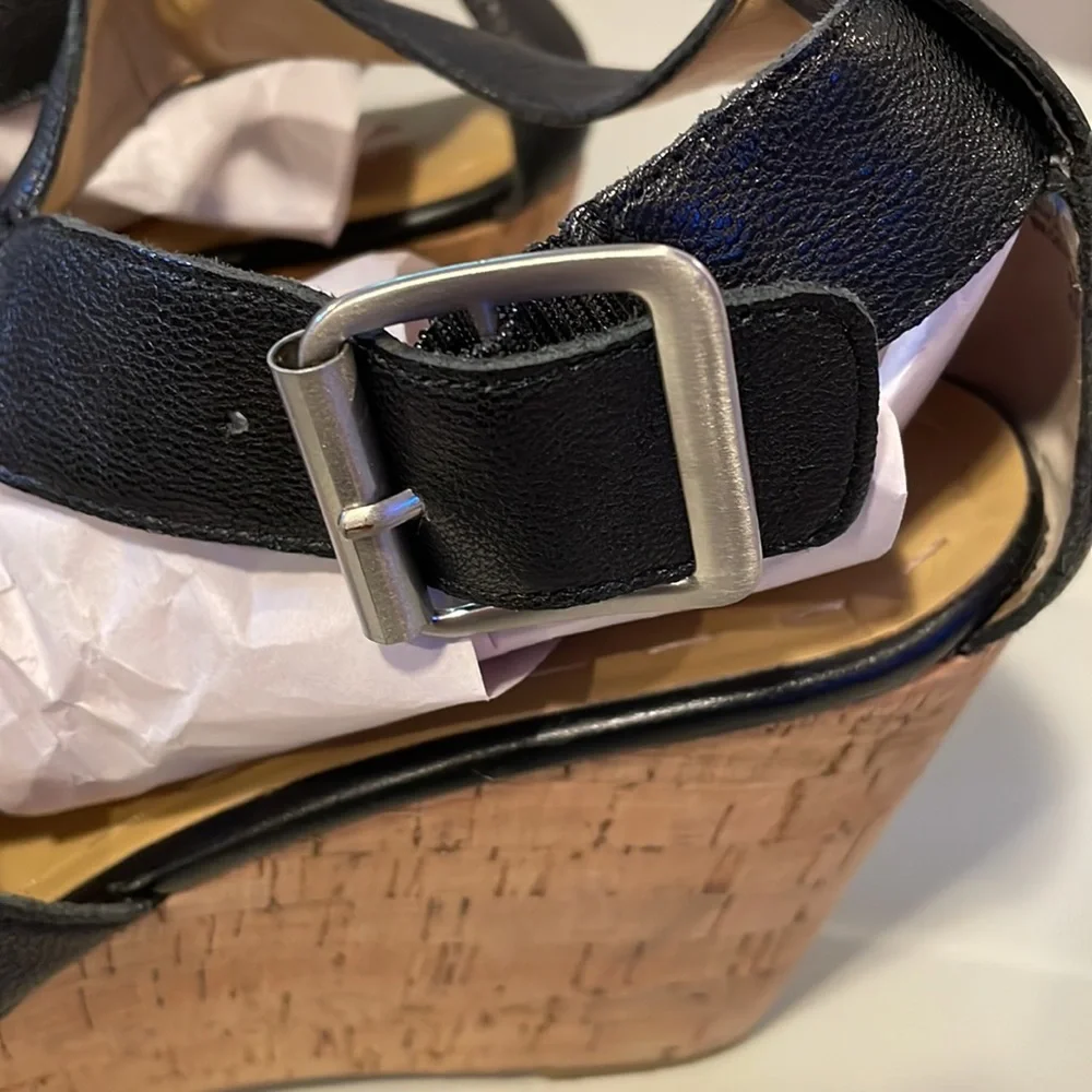 Nine West black strappy sandals - Picture 4 of 8